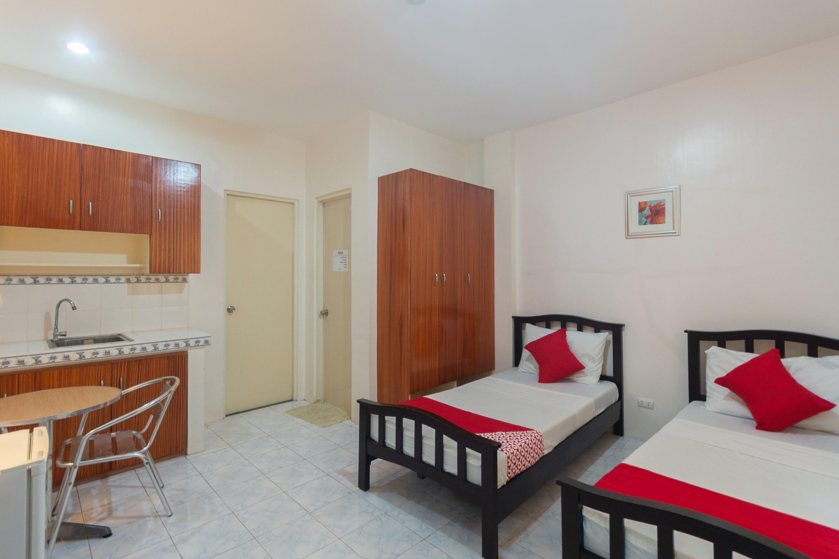 3J'S And K Apartment 막탄 외부 사진
