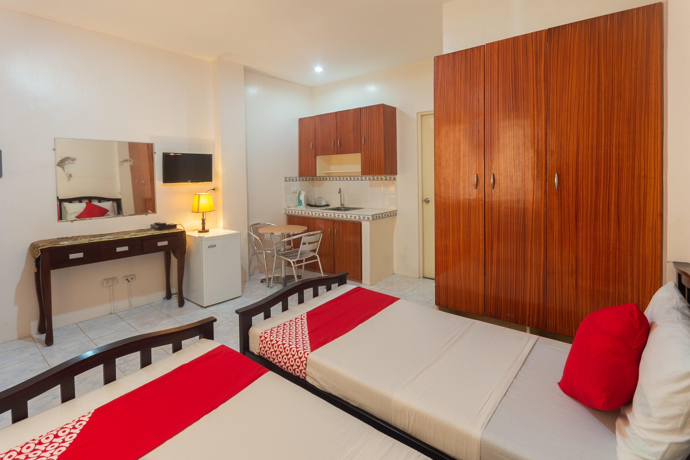 3J'S And K Apartment 막탄 외부 사진